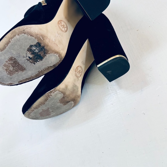 Michael Michael Kors black velvet ursula bootie block heel sz 5.5M - Picture 8 of 11
